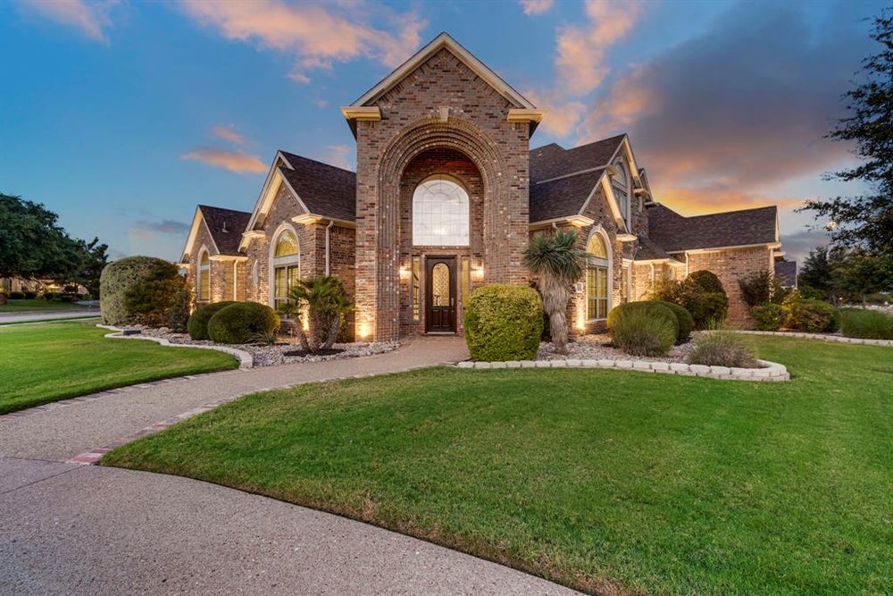 110 Sumner Lane, Waxahachie, TX 75165 MLS 95326075 Coldwell Banker