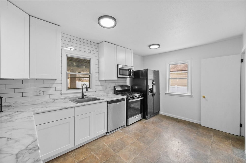 4117 Columbia Street, Des Moines, IA 50313 MLS 687258 Coldwell Banker