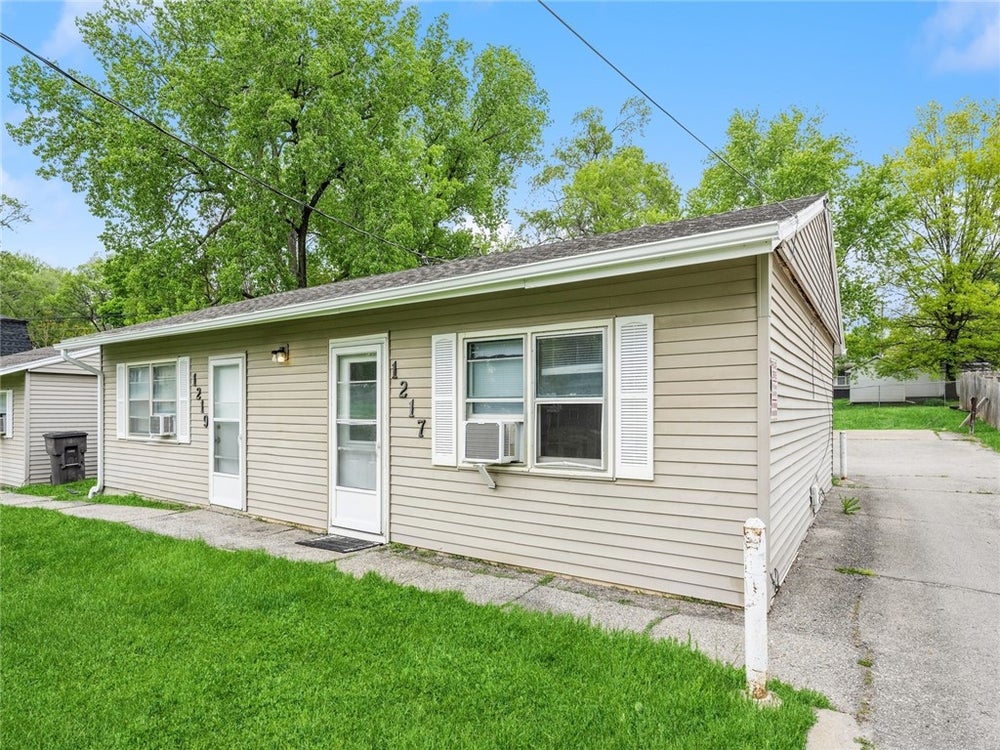 1221 Mckinley Avenue, Des Moines, IA 50315 MLS 689526 Coldwell Banker