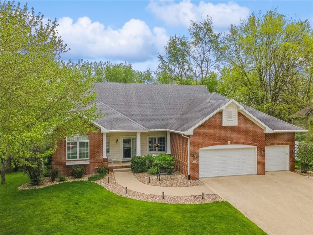 8116 Hardwicke Drive, Johnston, IA 50131 MLS 689804 Coldwell Banker