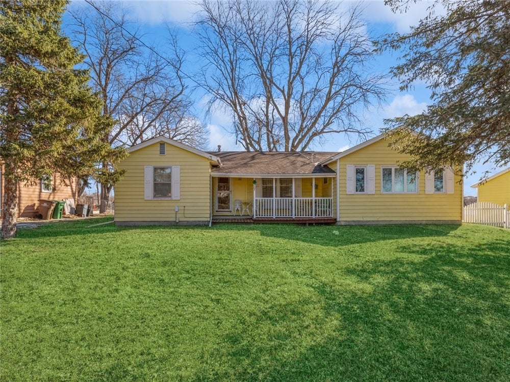 707 15th Avenue Sw, Altoona, IA 50009 MLS 690215 Coldwell Banker