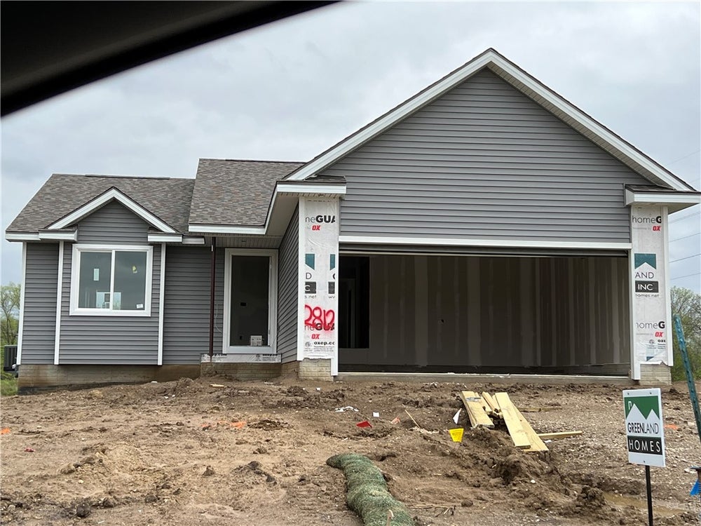 2812 Pilgrim Drive Sw, Altoona, IA 50009 MLS 691844 Coldwell Banker