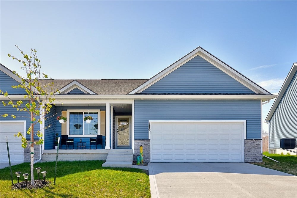 819 NE Maple Street, Elkhart, IA 50073 MLS 694138 Coldwell Banker