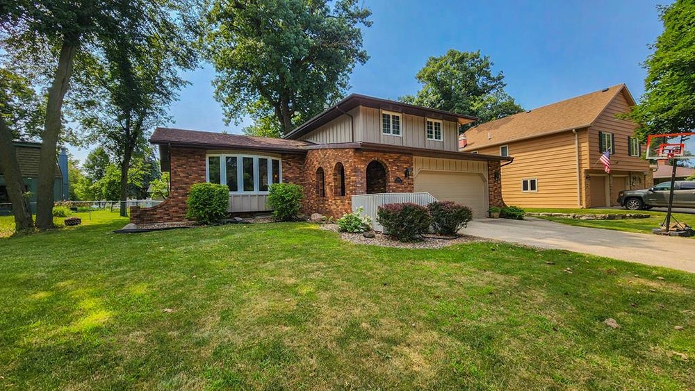 2641 Woodland Drive, Fort Dodge, IA 50501 MLS 24677 Coldwell Banker