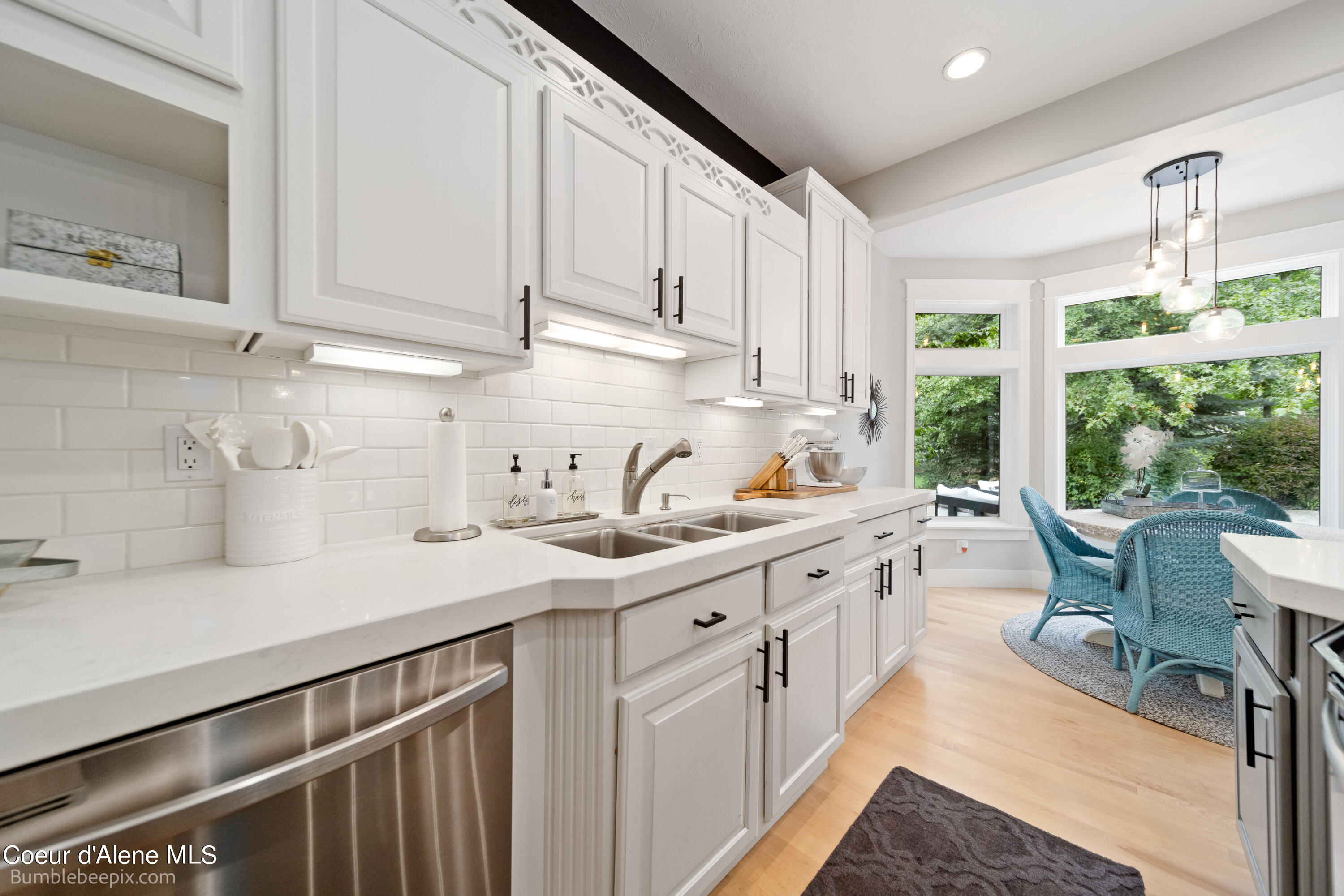 Kitchen corner with wooden worktop and … – License Images