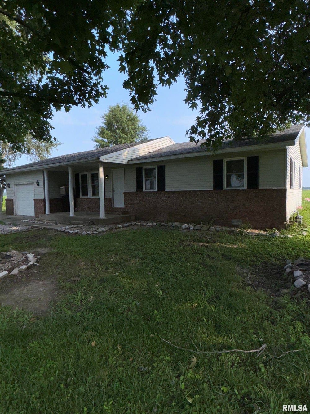 12 Orchard Avenue, Sandoval, IL 62882 MLS EB454377 Coldwell Banker