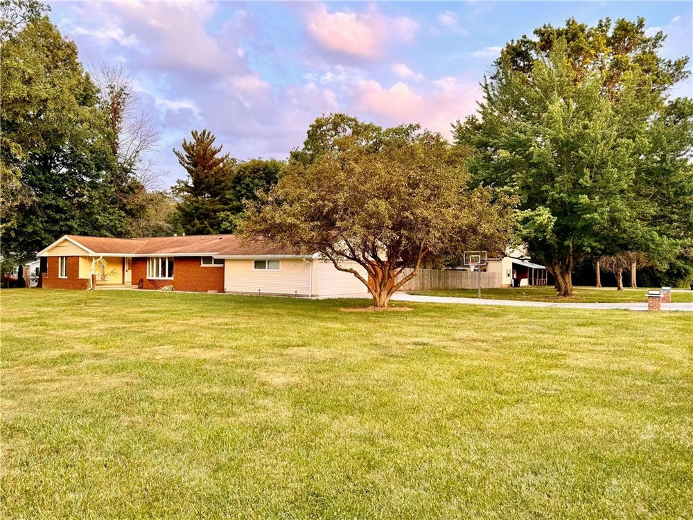 4504 Mary Todd Road, Mattoon, IL 61938 MLS 6243417 Coldwell Banker