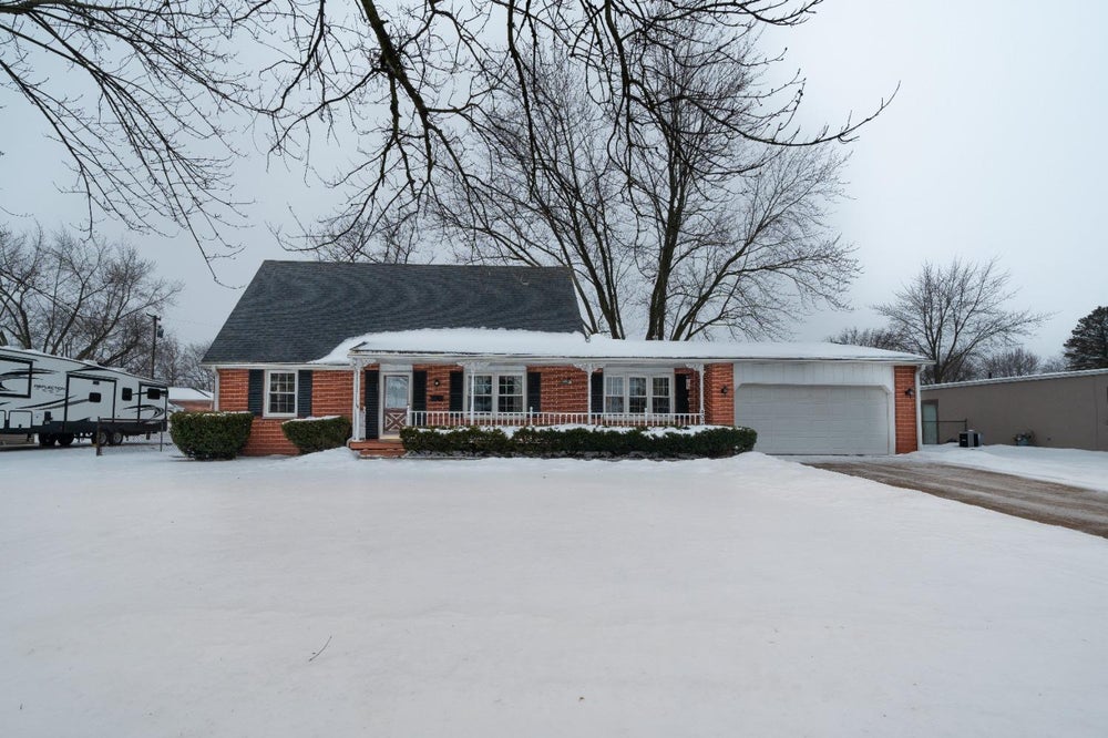 407 E Greenwood Avenue, Crown Point, IN 46307 MLS 544140 Coldwell