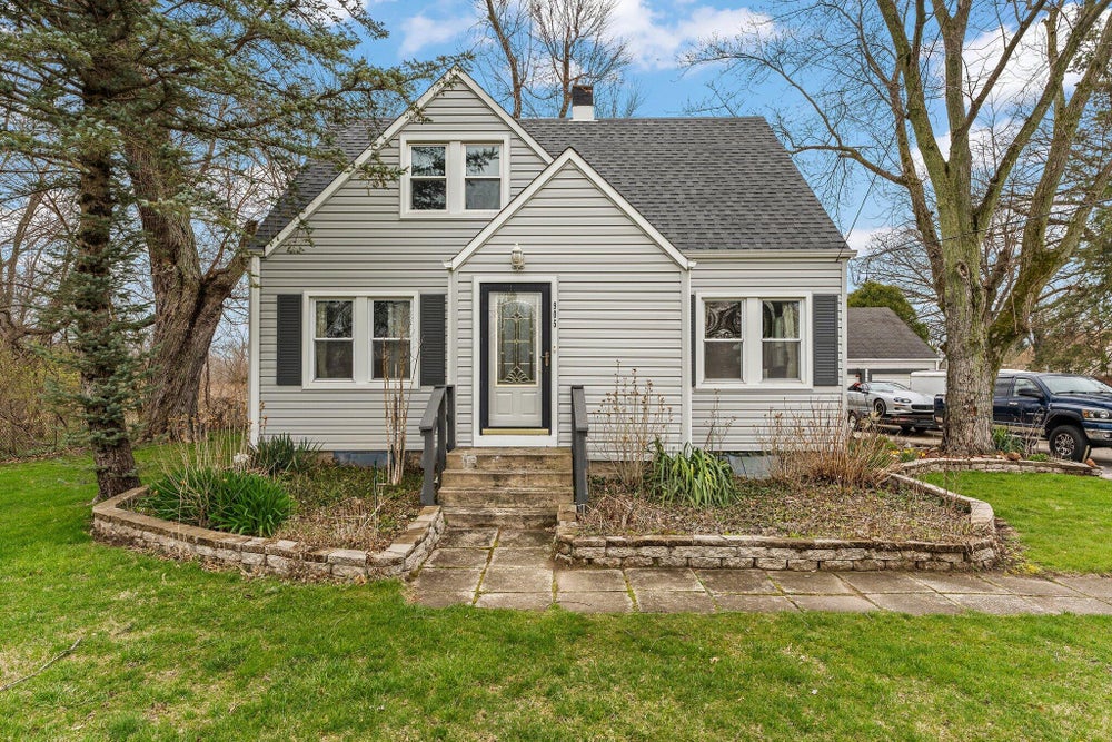 905 N 200 W, Valparaiso, IN 46385 MLS 801777 Coldwell Banker