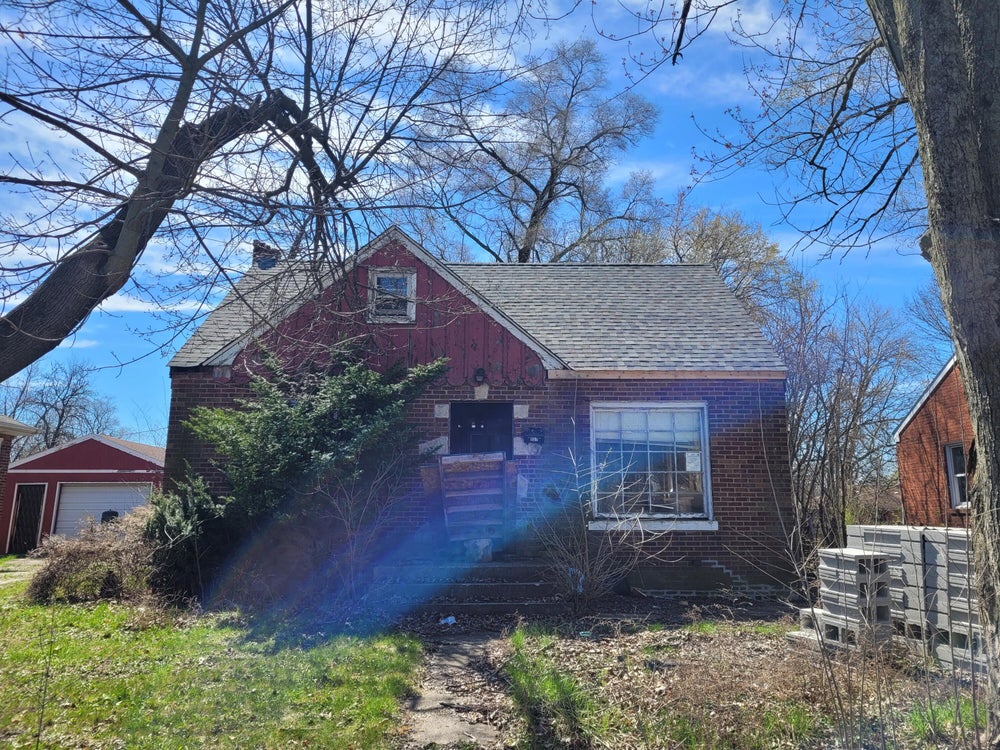 957 E 44th Avenue, Gary, IN 46409 - MLS# 804070 - Coldwell Banker