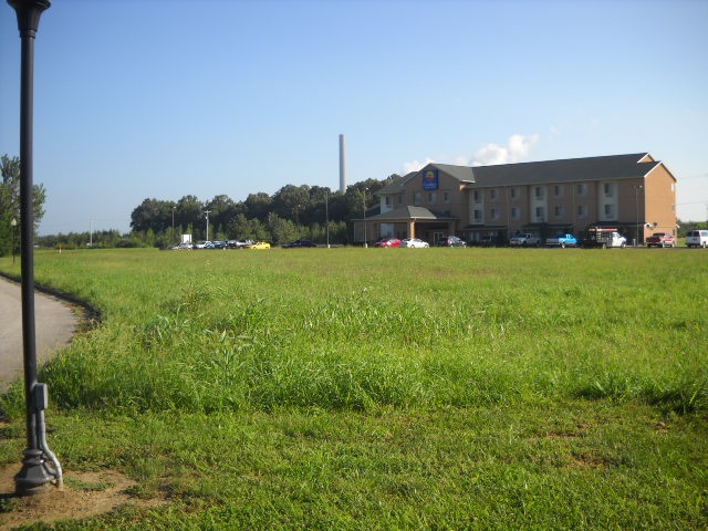 01 N Plaza Dr Ave