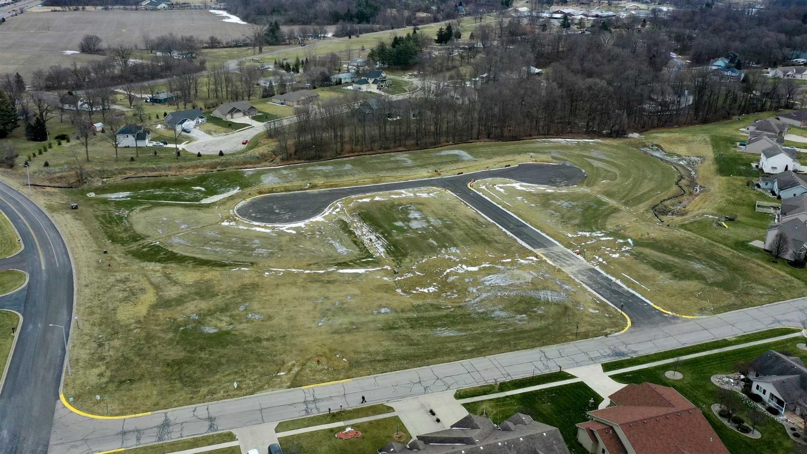 1042 W Green Meadow Run