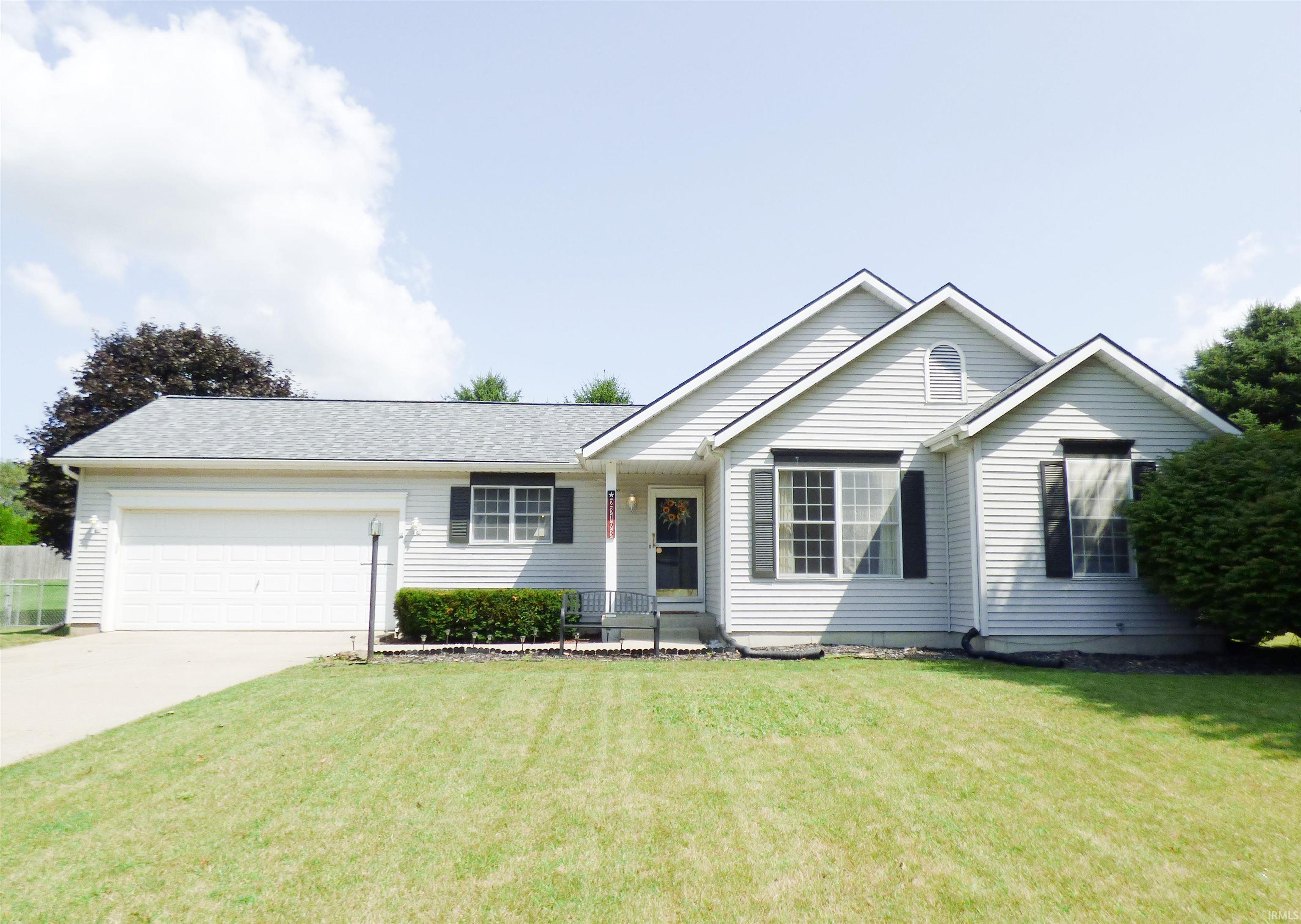 23193 Arbor Pointe Drive, South Bend, IN 46628 - MLS# 202326901 ...