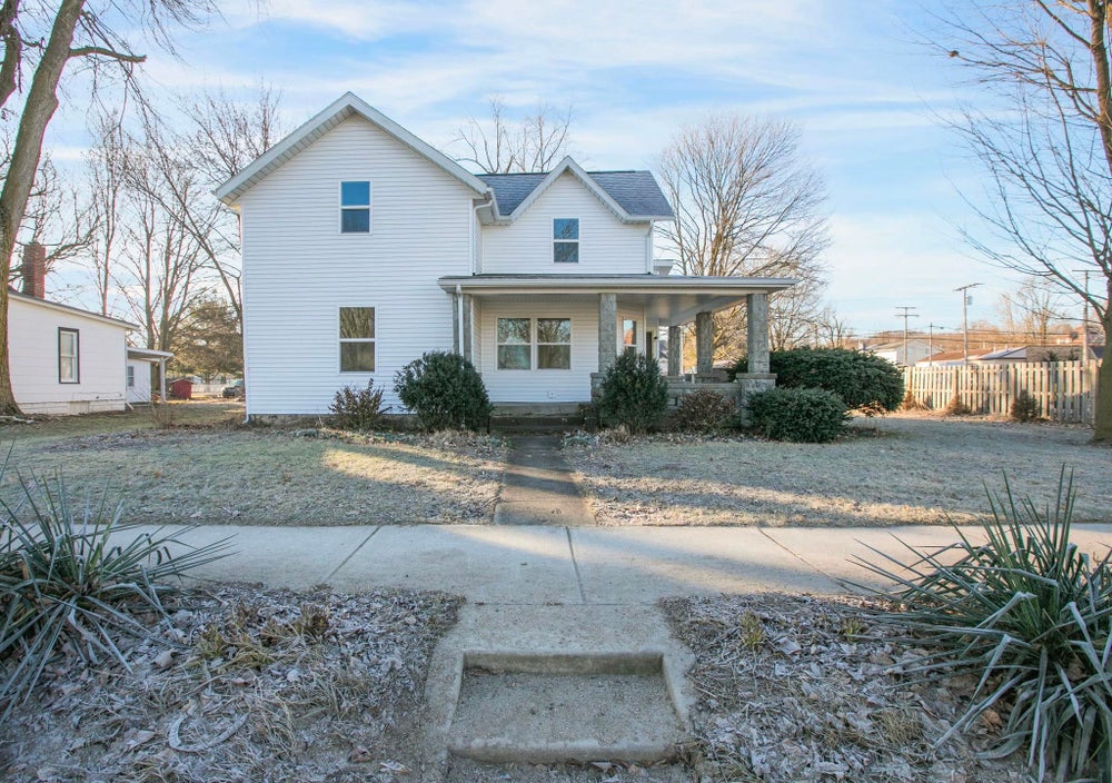 205 Warren Street, Middlebury, IN 46540 MLS 202404540 Coldwell Banker