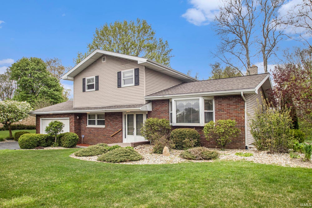 23349 Circle Lane, Elkhart, IN 46514 MLS 202414018 Coldwell Banker