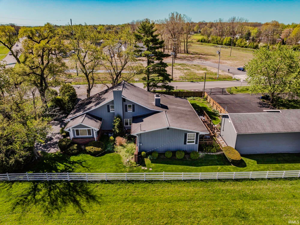 5201 N Wheeling Avenue, Muncie, IN 47304 MLS 202414577 Coldwell Banker