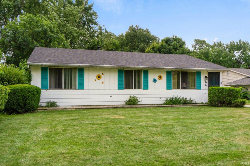 6020 Becker Drive, Fort Wayne, IN 46835 - MLS# 202524924 - Coldwell Banker