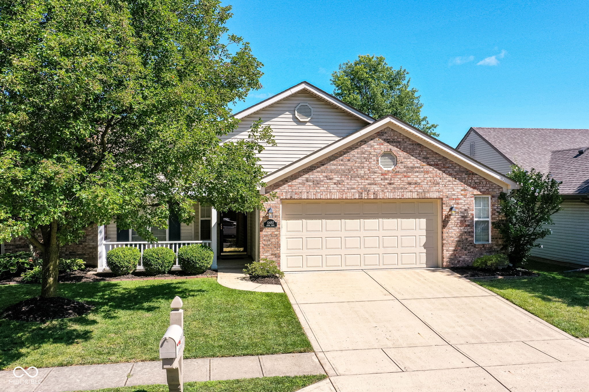 10492 Cedar Drive, Fishers, IN 46037 - MLS# 21990969 - Coldwell Banker