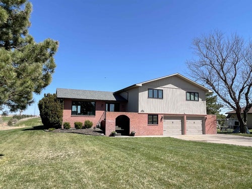 Dodge City, KS Homes for Sale - Real Estate for Sale in Dodge City, KS -  Coldwell Banker
