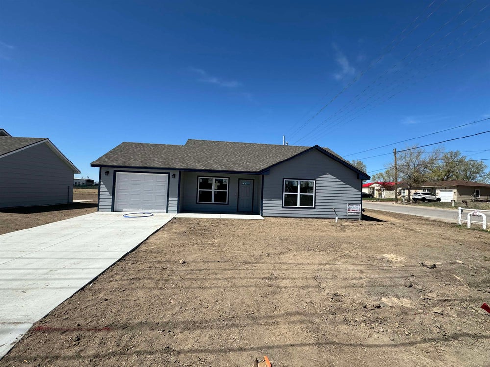151 Cottonwood Ave, Dodge City, KS 67801 MLS 14432 Coldwell Banker