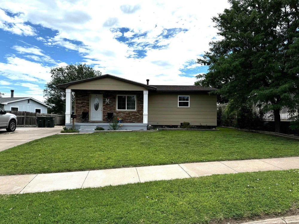 1109 W Ash St, Dodge City, KS 67801 MLS 14514 Coldwell Banker