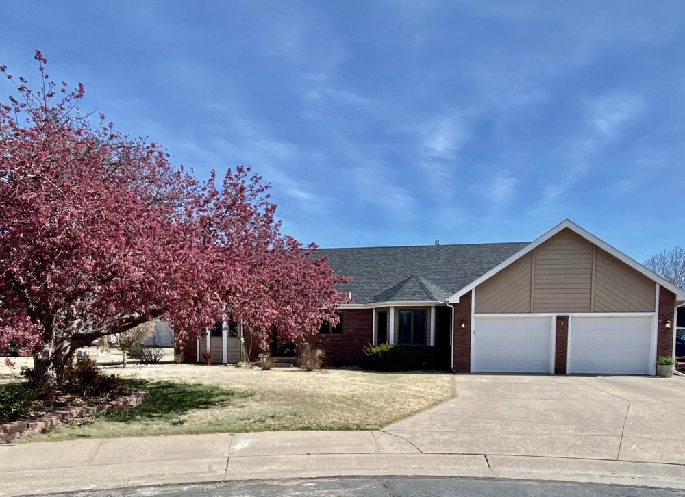 1001 W 37th, Hays, KS 67601 MLS 203156 Coldwell Banker