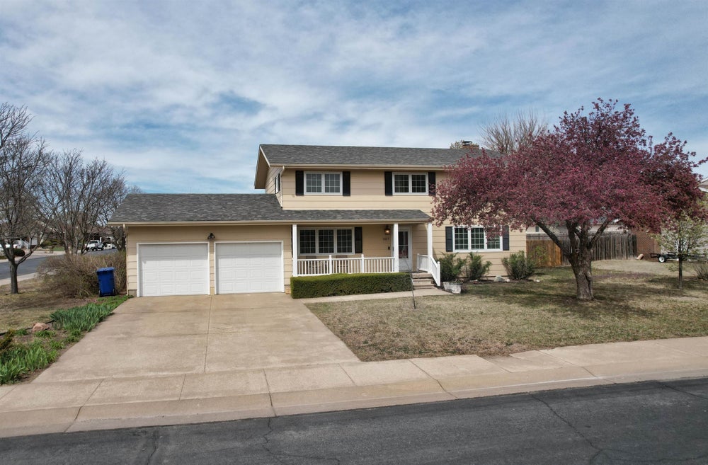 307 W 38th St, Hays, KS 67601 MLS 203165 Coldwell Banker