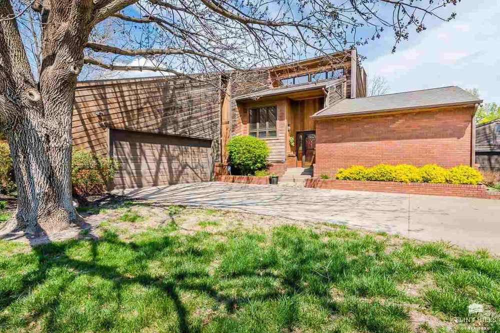 3410 River Bend, Manhattan, KS 66502 MLS 20240991 Coldwell Banker