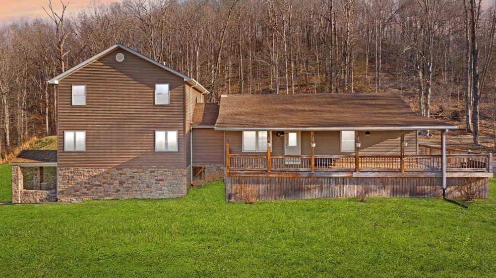 1343 Bastin Creek Road, Kings Mountain, KY 40442 - MLS# 25004378 ...