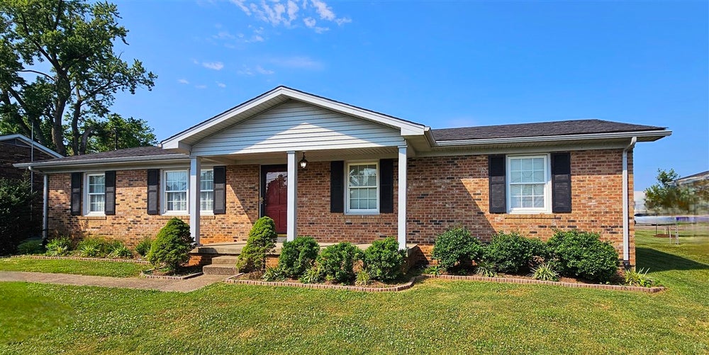 120 Meadowbrook Circle, Bowling Green, KY 42101 MLS RA20243292 Coldwell Banker