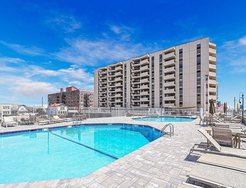 360 Shore Road #3I, Long Beach, NY 11561 - MLS# 3526798 - Coldwell Banker