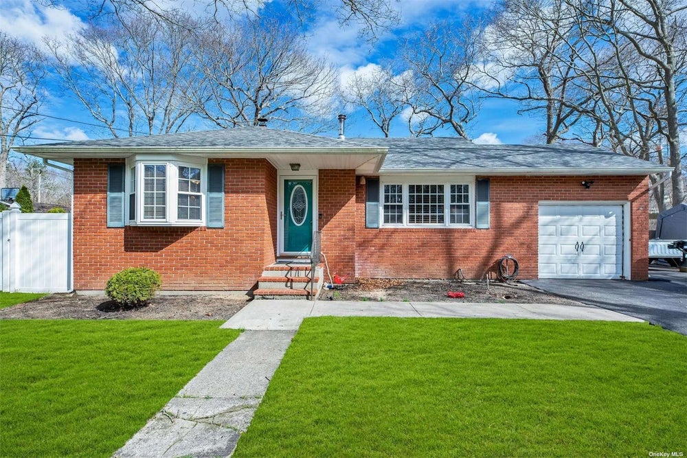 167 Northern Boulevard, Shirley, NY 11967 MLS 3544644 Coldwell Banker