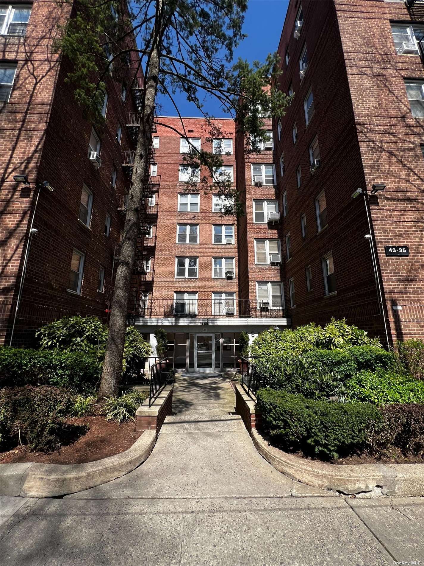 43-35 Union #3L, Flushing, NY 11355 - MLS# 3545744 - Coldwell Banker