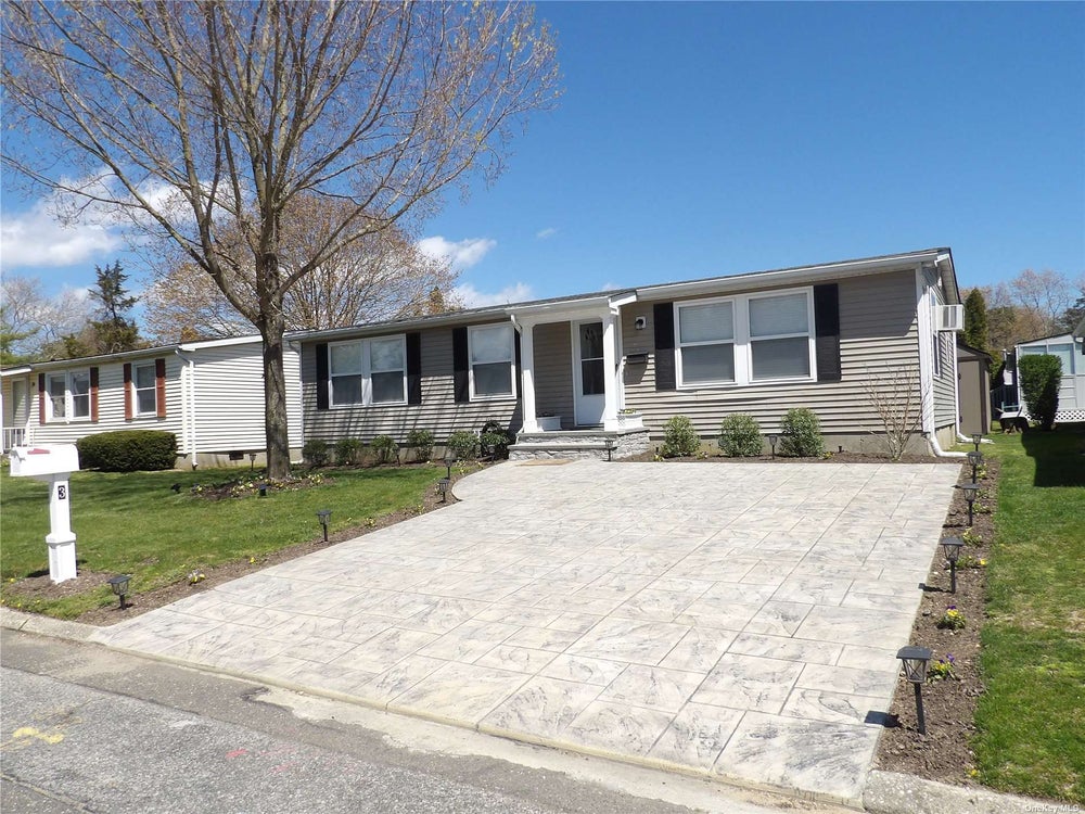 Address Withheld By Seller, Manorville, NY 11949 MLS 3547240
