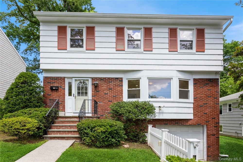 105 Sprague Road, Scarsdale, NY 10583 - MLS# 916581 - Coldwell Banker