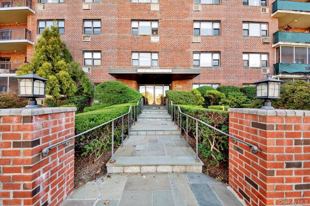 266 Pelham Road #5H, New Rochelle, NY 10805 - MLS# 924449 - Coldwell Banker