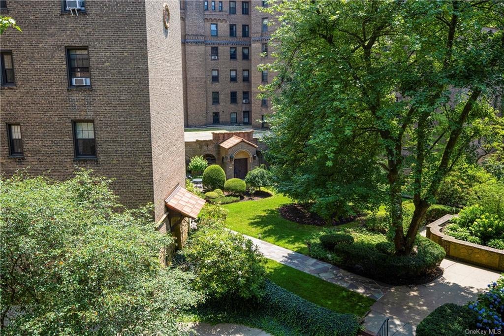 1825 Palmer Avenue #3D, Mamaroneck, NY 10538 - MLS# H6263046 - Coldwell  Banker