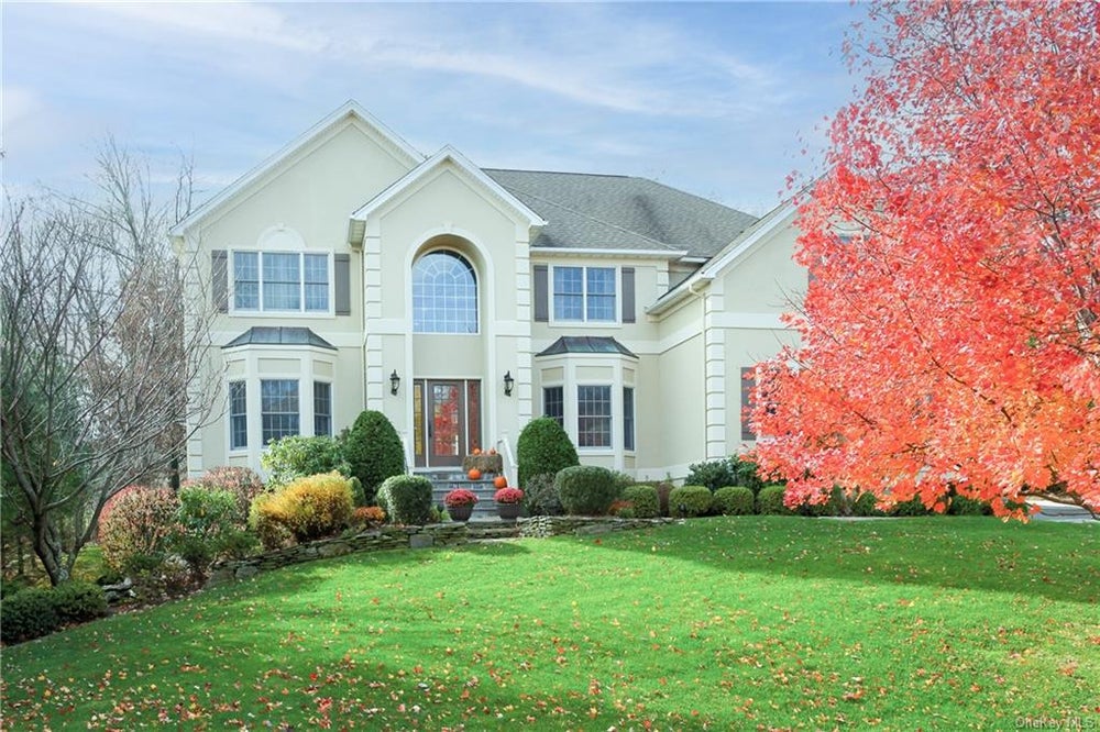 90 Stonewall Circle, West Harrison, NY 10604 MLS H6286761 Coldwell