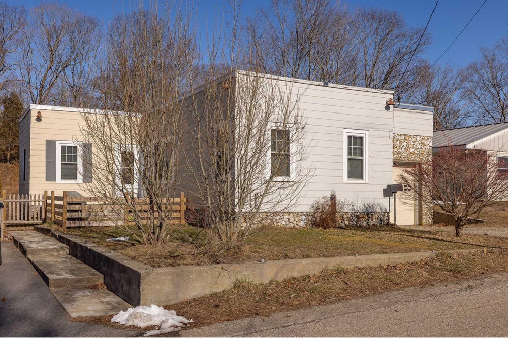 29 Main Street, Kittery, ME 03904 MLS 1581781 Coldwell Banker