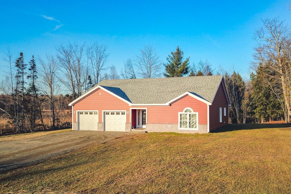 4 Chestnut Street, Unity, ME 04988 MLS 1582316 Coldwell Banker