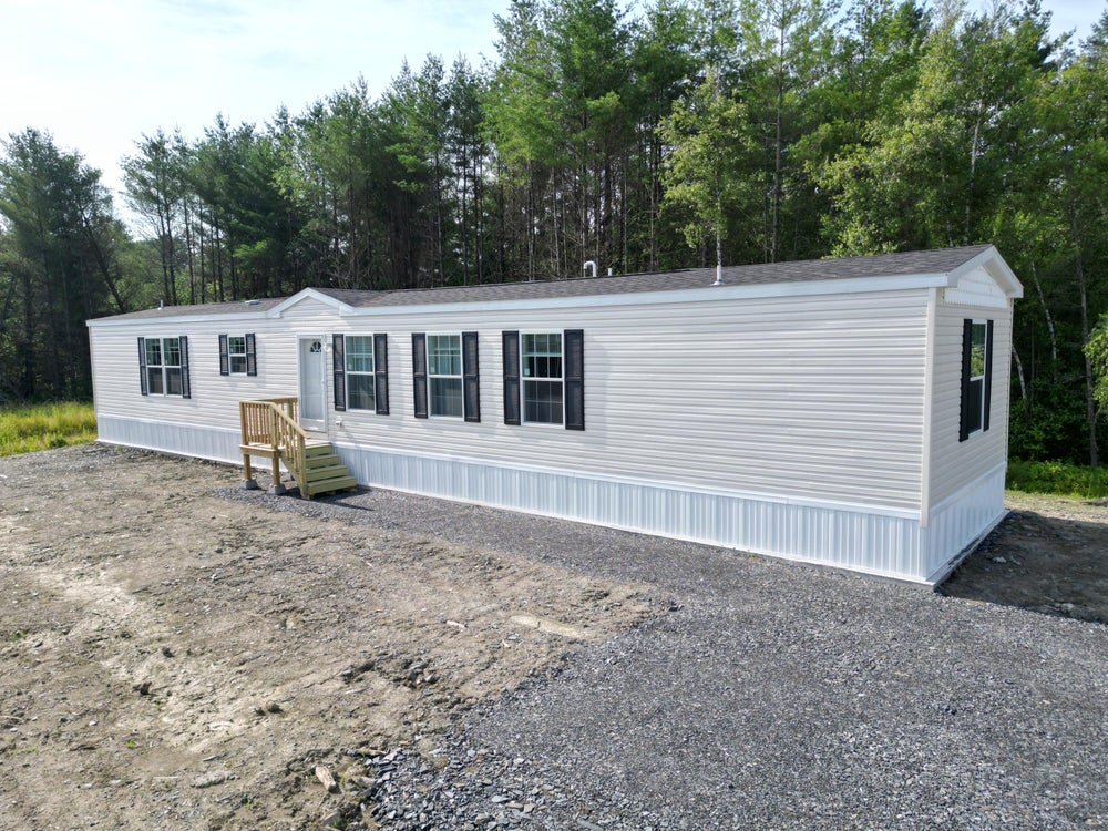8 Valerie Lane, Waterville, ME 04901 MLS 1596139 Coldwell Banker