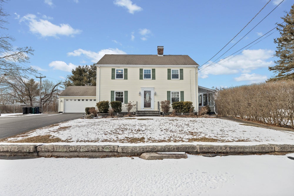 12 Lindale Avenue Biddeford ME 04005 MLS 1613028 Coldwell Banker 12 lindale avenue biddeford me 04005 mls 1613028 coldwell banker