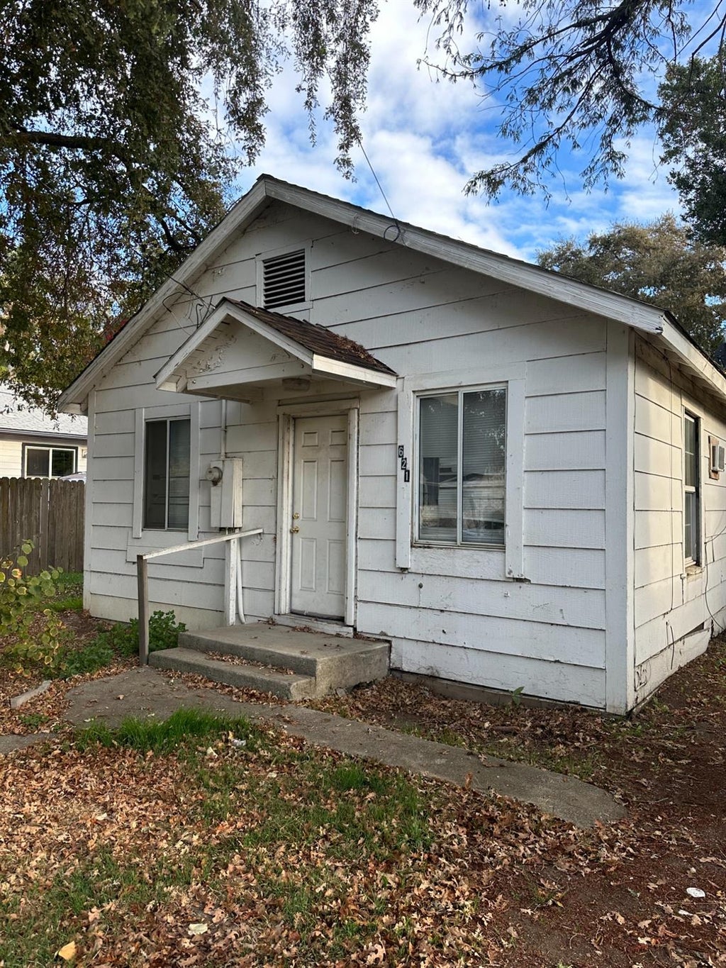 621 Solano Street, West Sacramento, CA 95605 - MLS# 223114431 - Coldwell  Banker