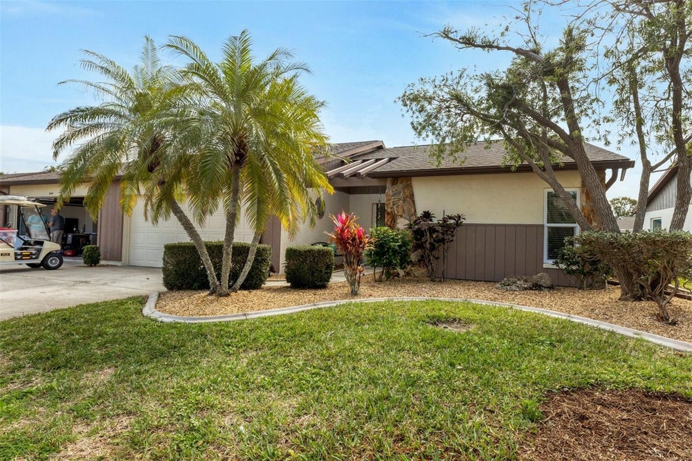 547 Foxwood Boulevard 24, Englewood, FL 34223 MLS D6132011