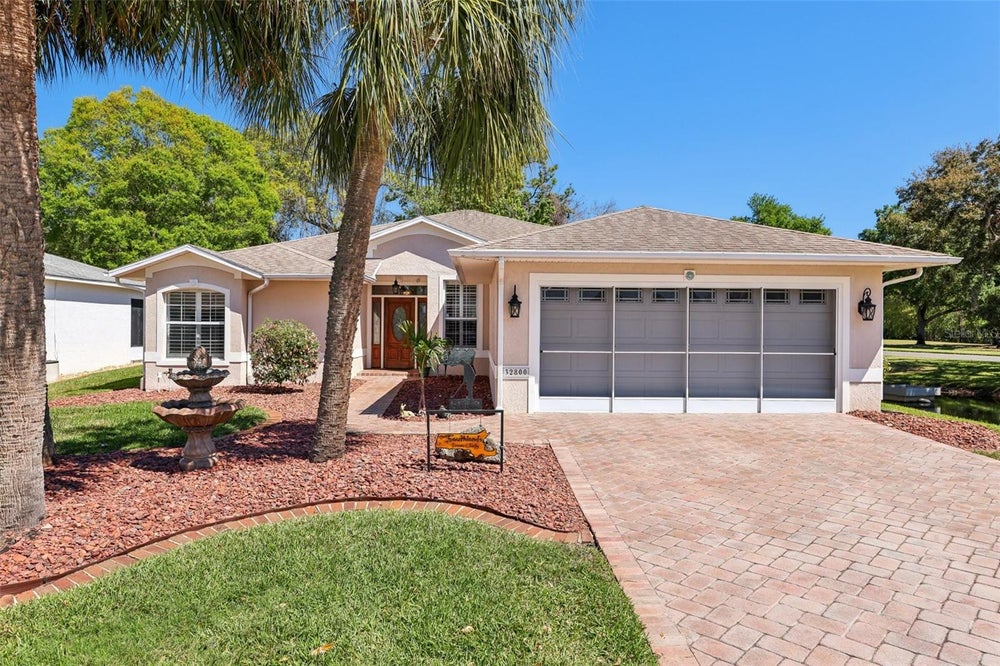 32800 Oak Park Drive, Leesburg, FL 34748 - MLS# G5094152 - Coldwell Banker