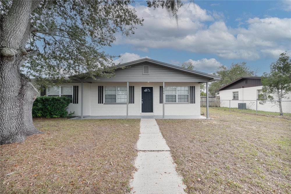 304 Taylor Boulevard JPV, Winter Haven, FL 33880 MLS O6172931