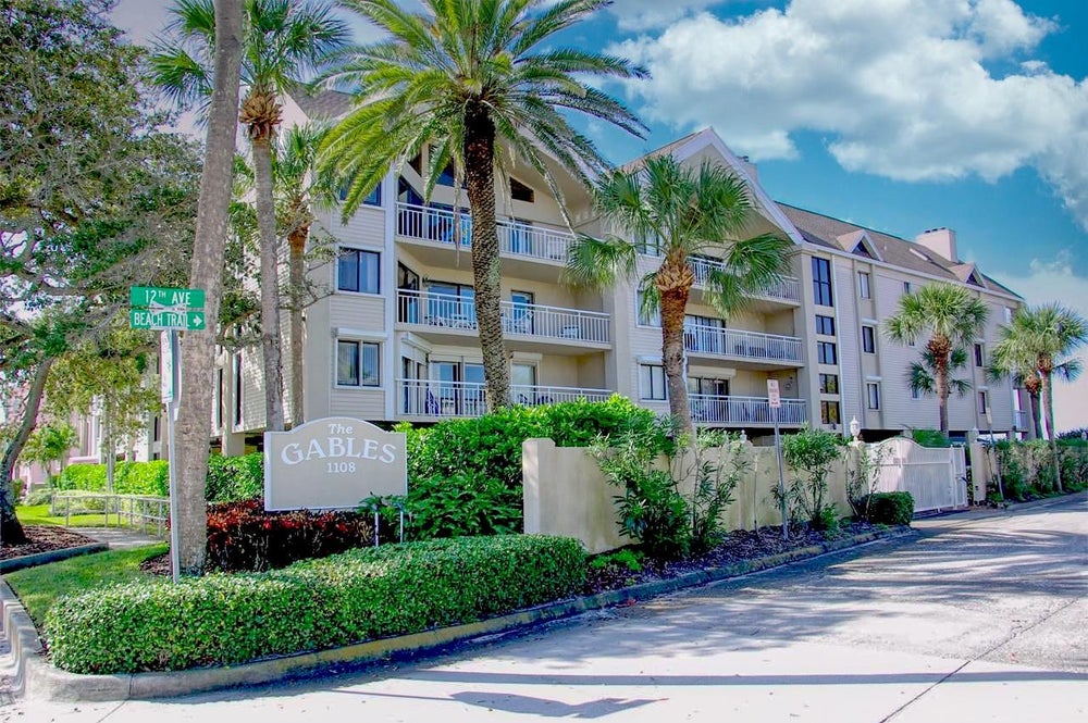 1108 Gulf Boulevard 102, Indian Rocks Beach, FL 33785 MLS U8234453 Coldwell Banker