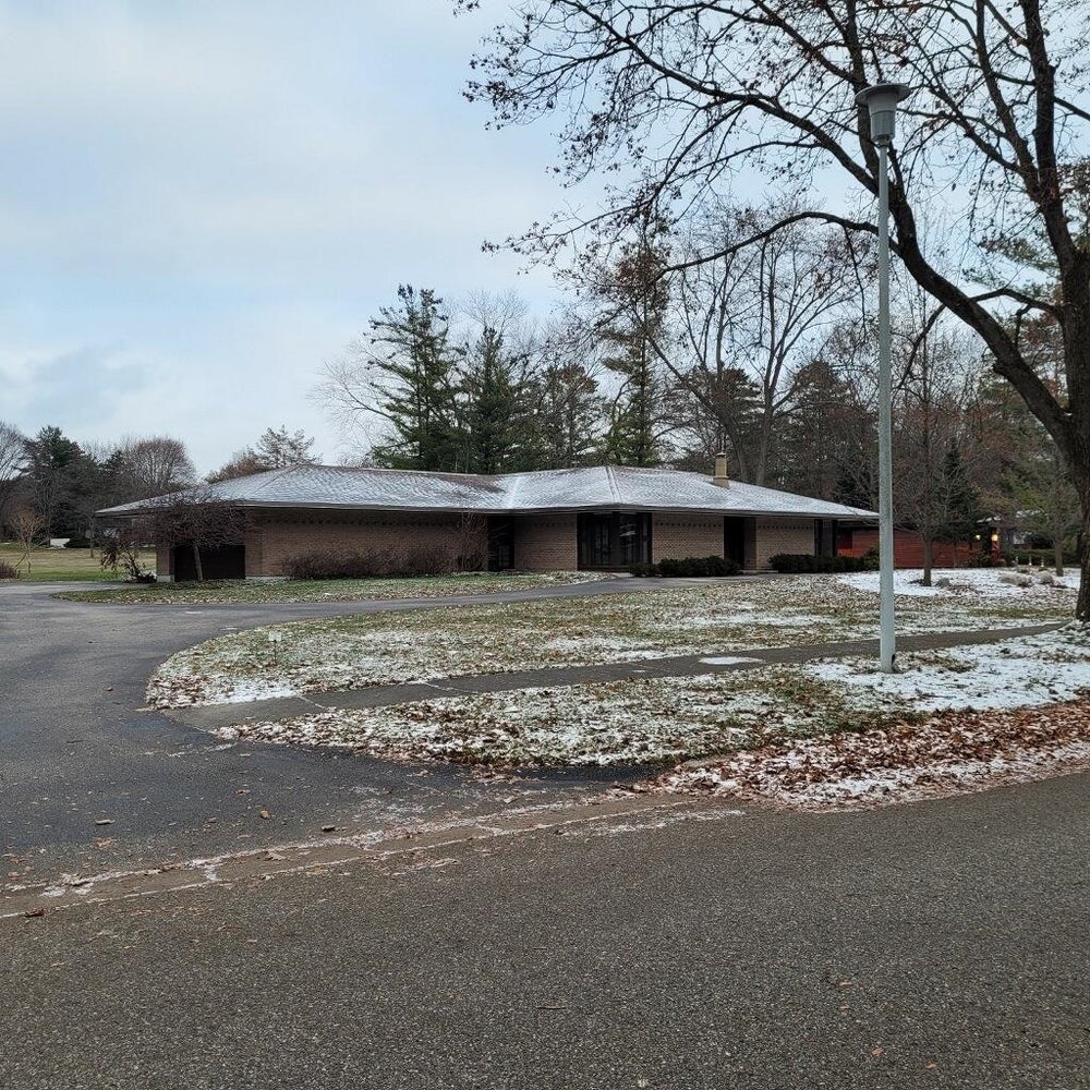 3302 Valley Drive, Midland, MI 48640 MLS 50128775 Coldwell Banker