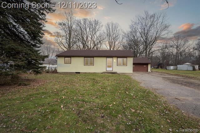 3221 Kleinpell Street Burton MI 48529 MLS 20230102514