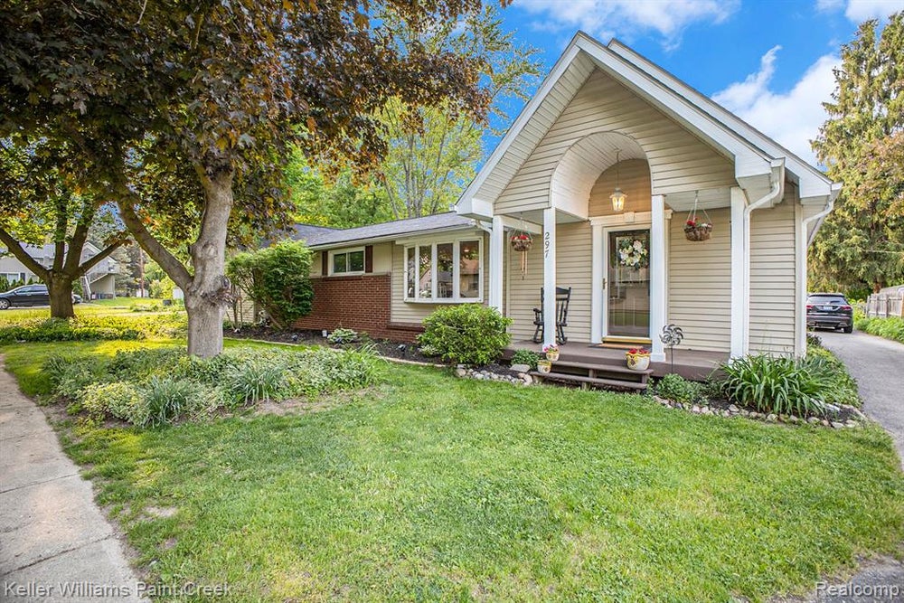 297 Washington, Almont, MI MLS 60223265 Coldwell Banker